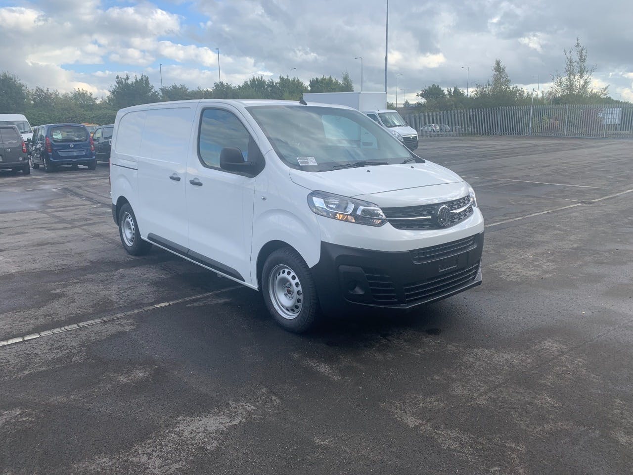 Vauxhall Vivaro 1.5 Turbo D 2700 Edition Panel Van 5dr Diesel Manual L1 H1 Eu6 (s/s) (100 Ps) | MD70NUO