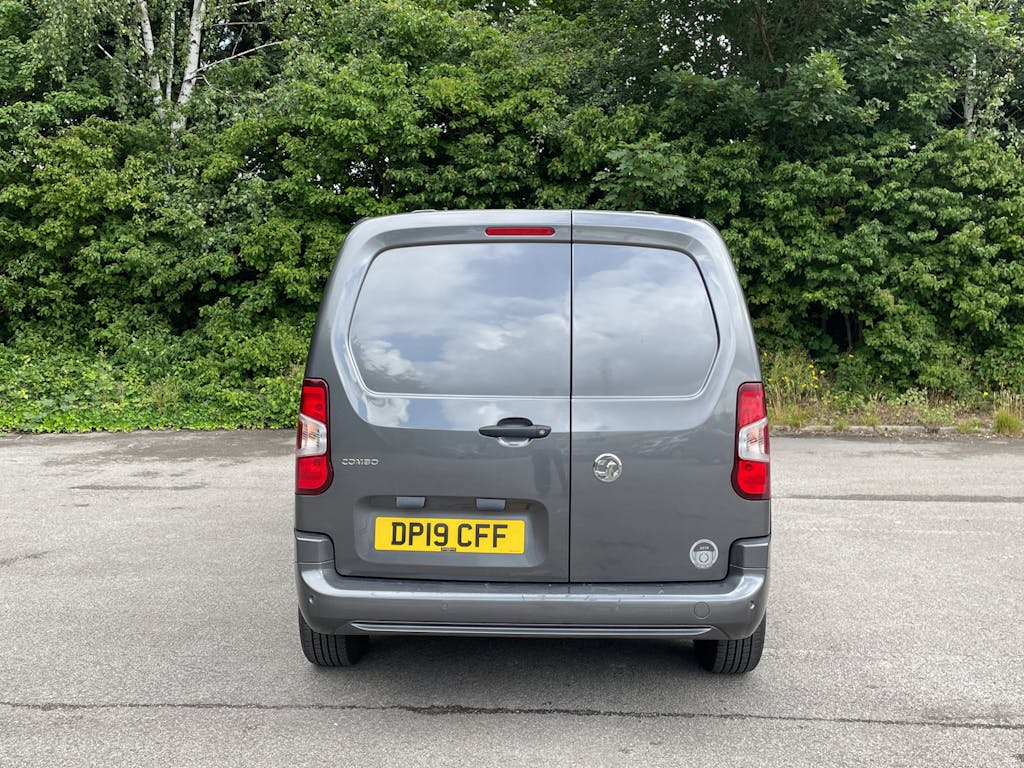 Vauxhall Combo Panel Van 18