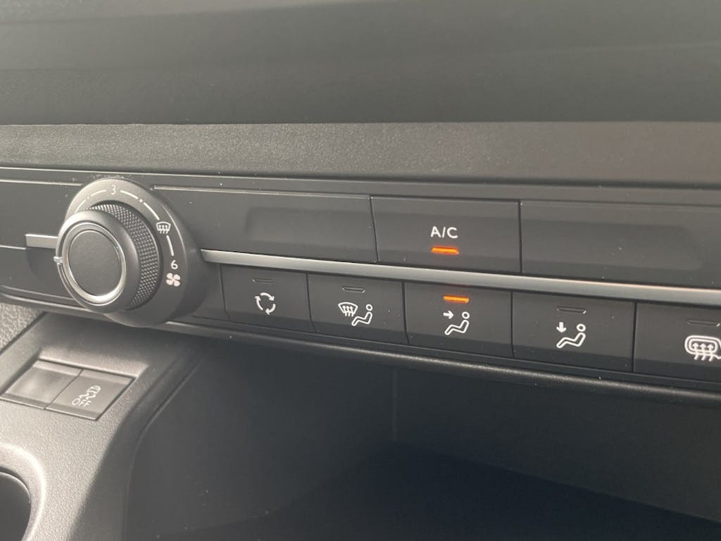 Vauxhall Combo Panel Van 33