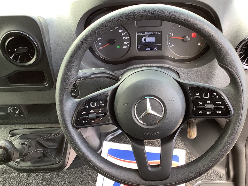 Mercedes Benz Sprinter Panel Van 9